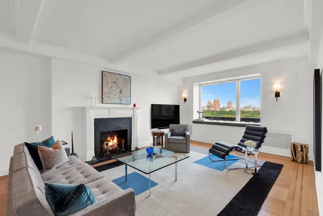 128 CENTRAL Park #12A, New York, NY 10019