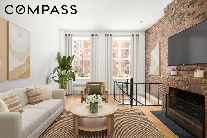 305 West 55th Street #A, New York, NY 10019