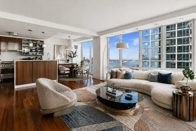 60 Riverside Boulevard #2802, New York, NY 10069