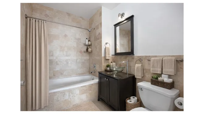 216 CALYER Street #1A, Brooklyn, NY 11222
