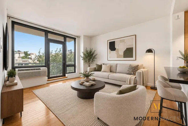 5-49 Borden Avenue #3-H, Long Island City, NY 11101