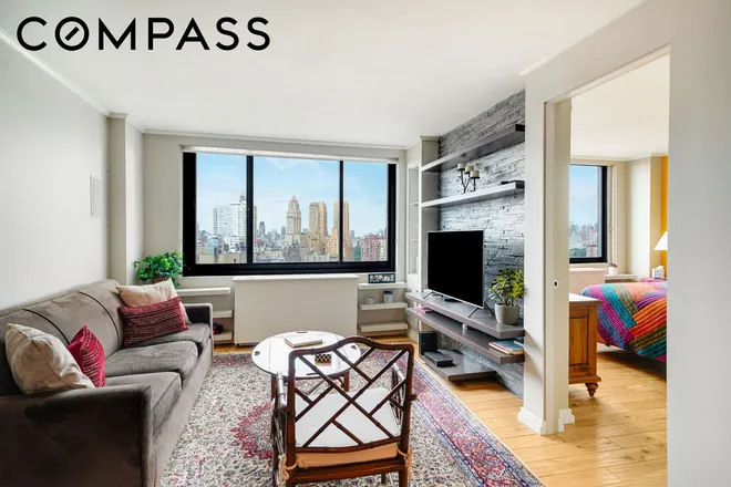2025 Broadway #24F, New York, NY 10023