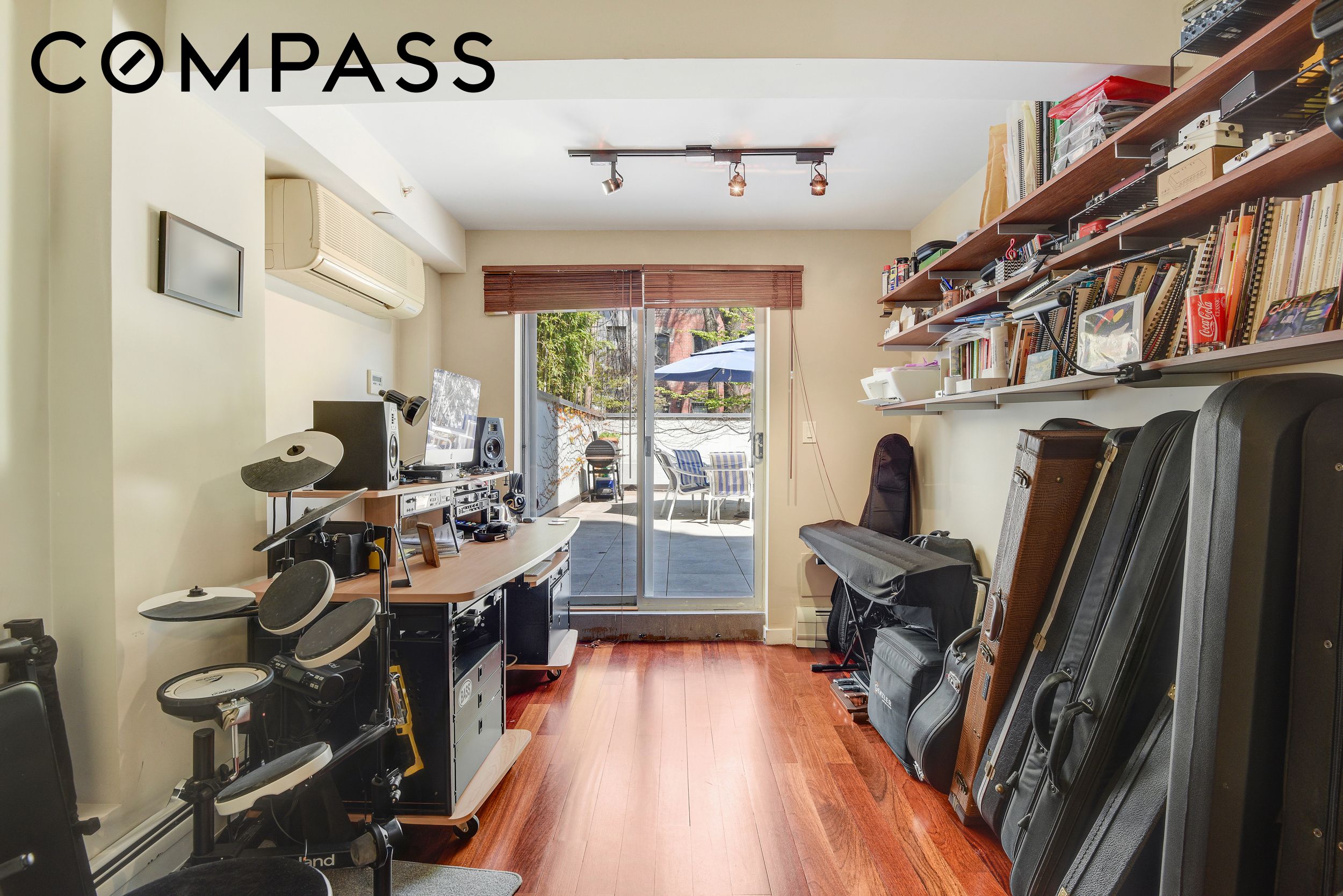 335 Warren Street #102, Boerum Hill, Brooklyn, NY 11201 - Property photo 3 of 21