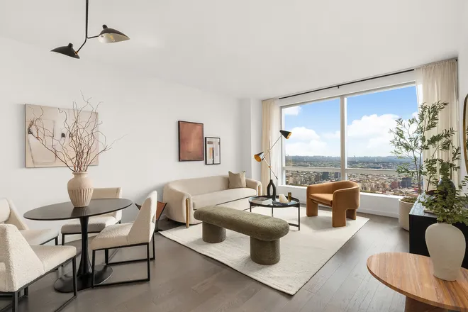 1 CITY Point #59G, Brooklyn, NY 11201