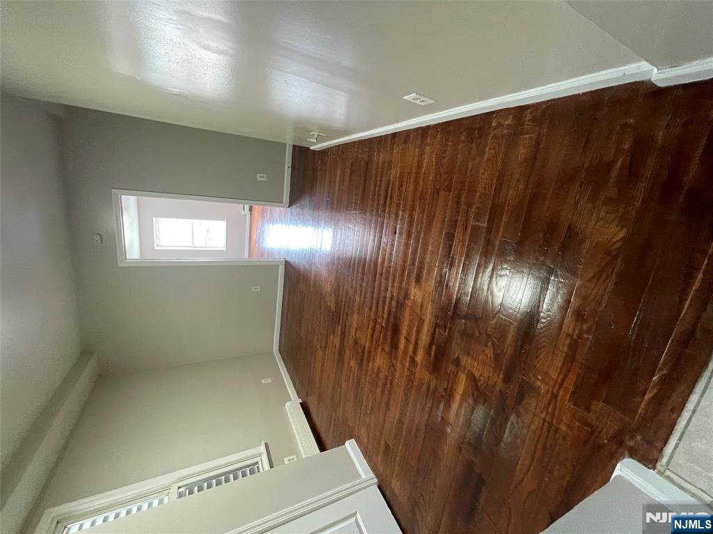 522 Mulberry, Newark City, Newark, NJ 07114 - Property photo 4 of 7