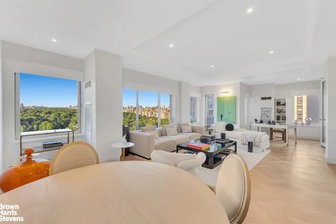 106 CENTRAL Park #22F, New York, NY 10019