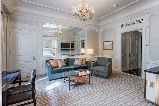2 East 55th Street #112129, New York, NY 10022