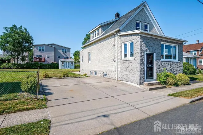 43 Saint Ann Street, Carteret, NJ 07008