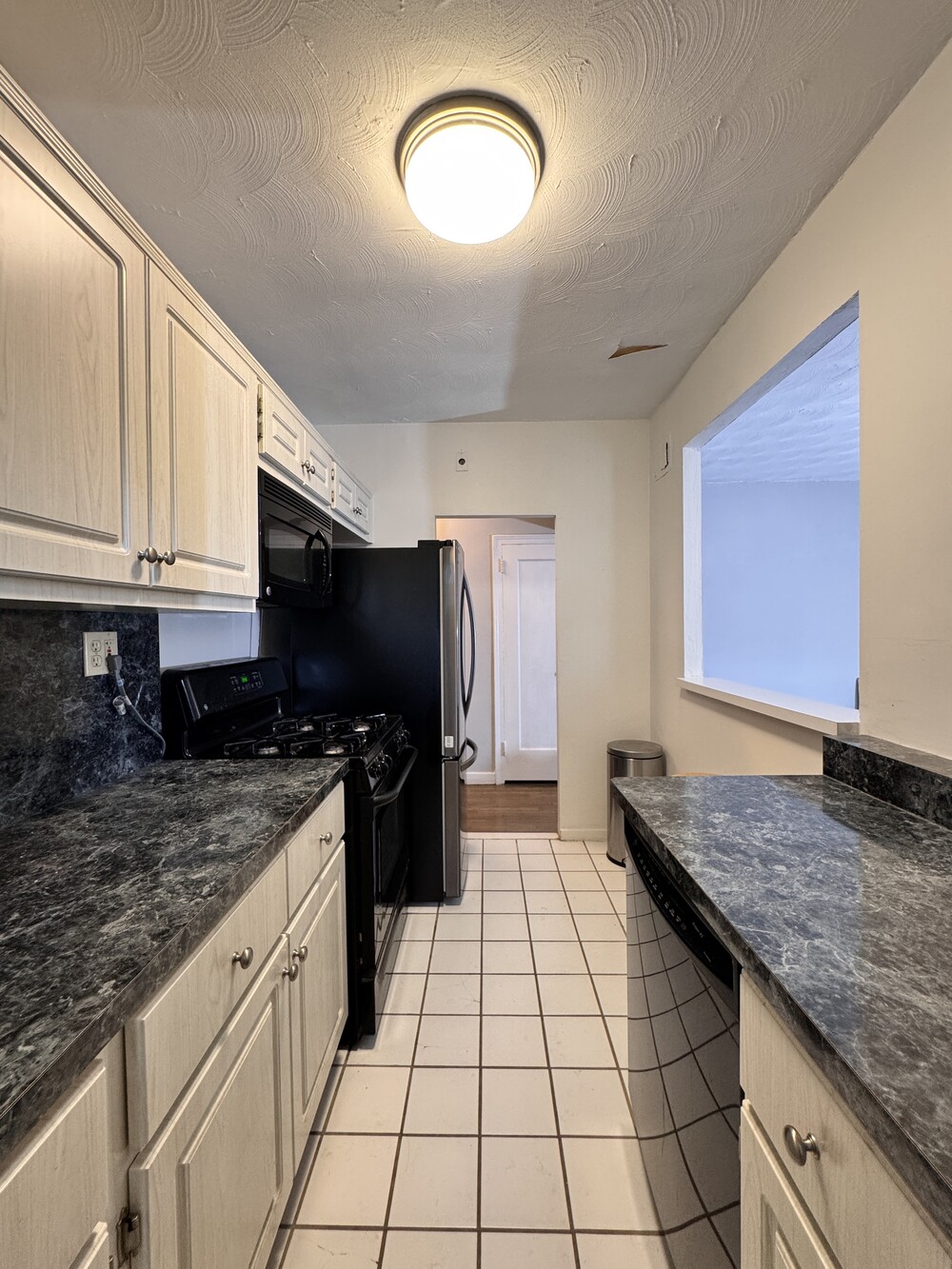 56-05 31st Avenue #2O, Astoria, Queens, NY 11377 - Property photo 2 of 11