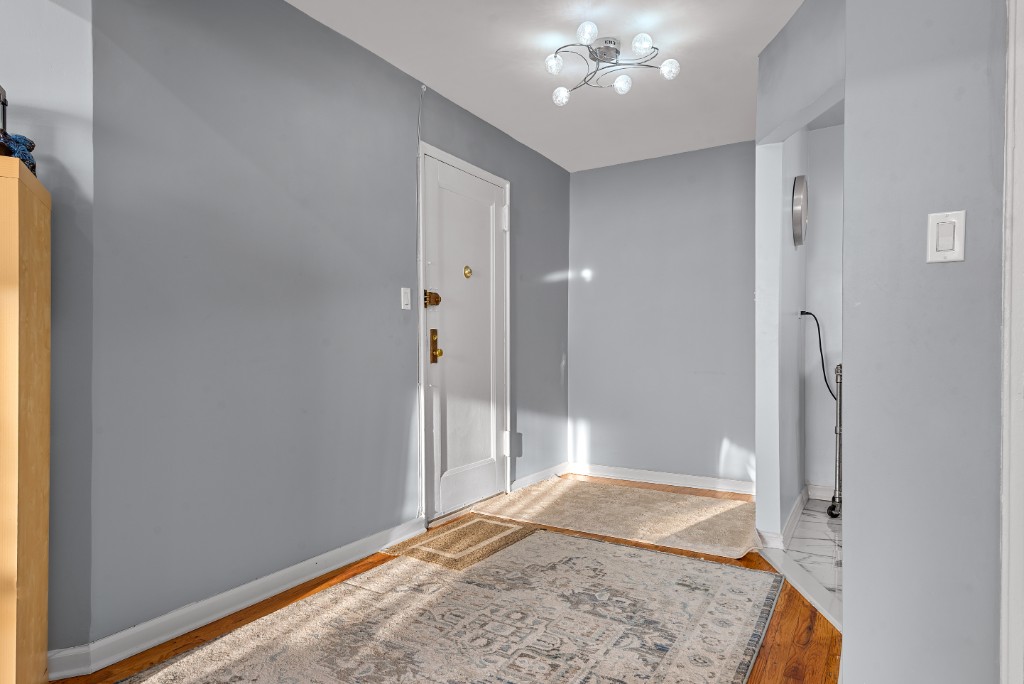 67-30 Clyde Street #5T, Forest Hills, Queens, NY 11375 - Property photo 2 of 20