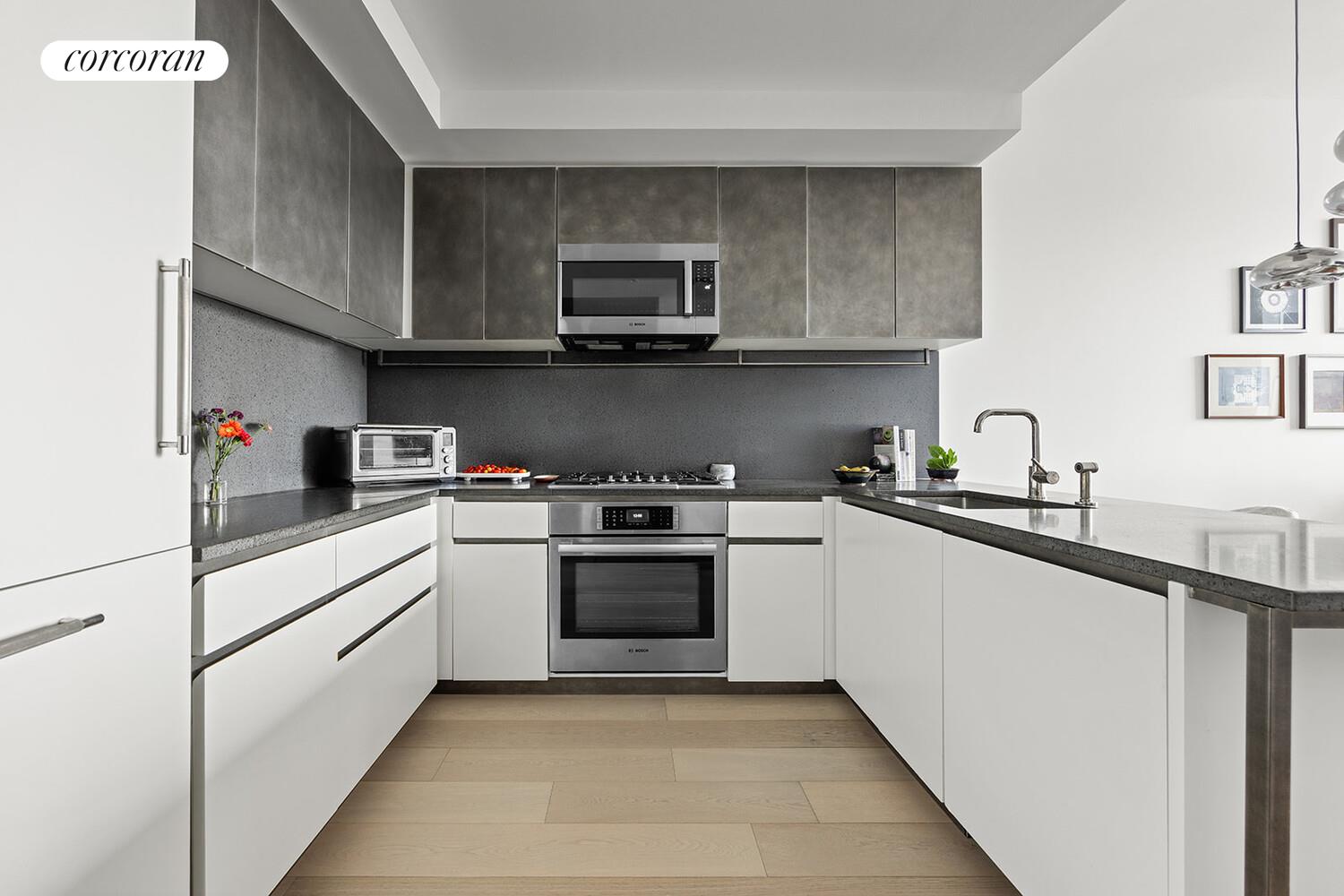 11 HOYT Street #30B, Downtown Brooklyn, Brooklyn, NY 11201 - Property photo 4 of 20