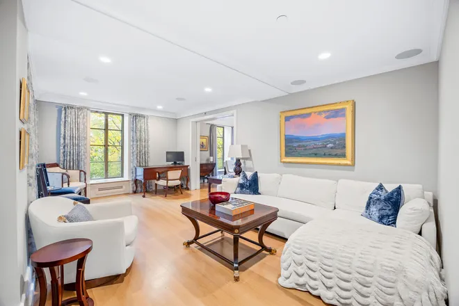 140 East 63rd Street #5DG, New York, NY 10065