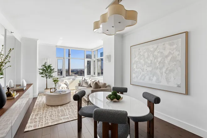 404 East 76th Street #25C, New York, NY 10021