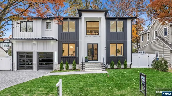 801 Godwin, Paramus, NJ 07652