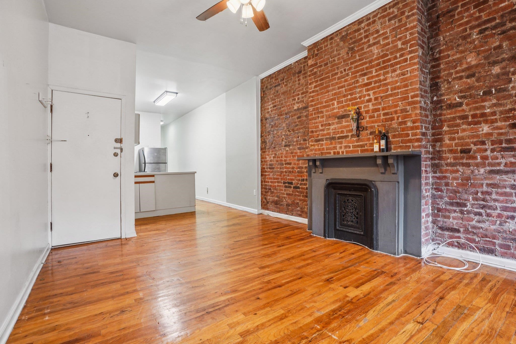 315 PAVONIA Avenue, Jersey City, JC Downtown, NJ 07302 - Property photo 5 of 15