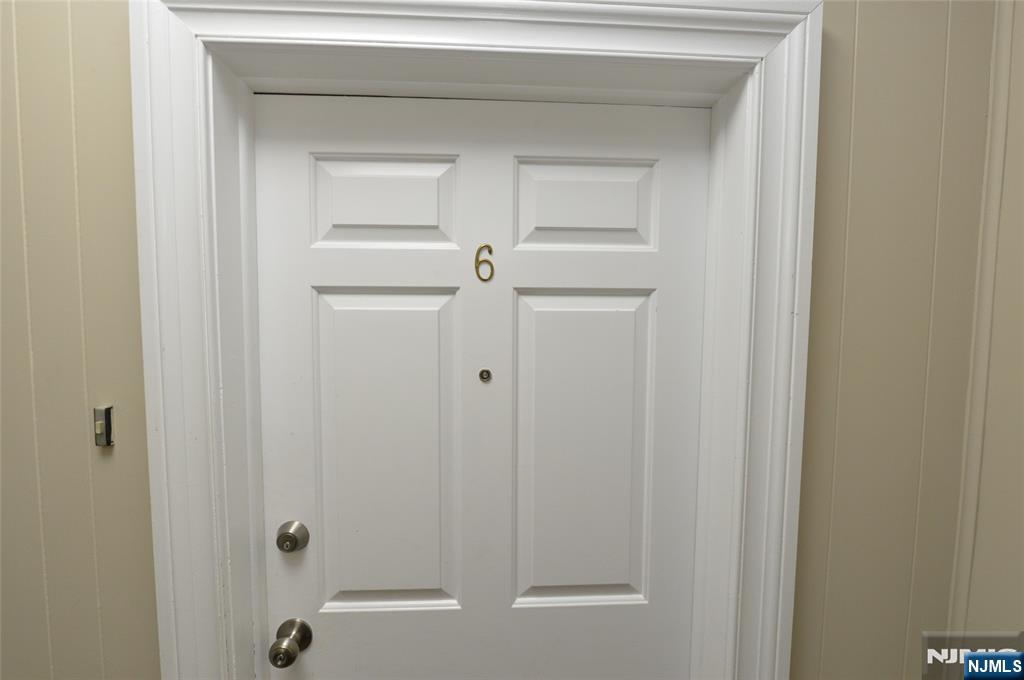 190 Rock #6, Glen Rock Borough, Glen Rock, NJ 07432 - Property photo 2 of 8