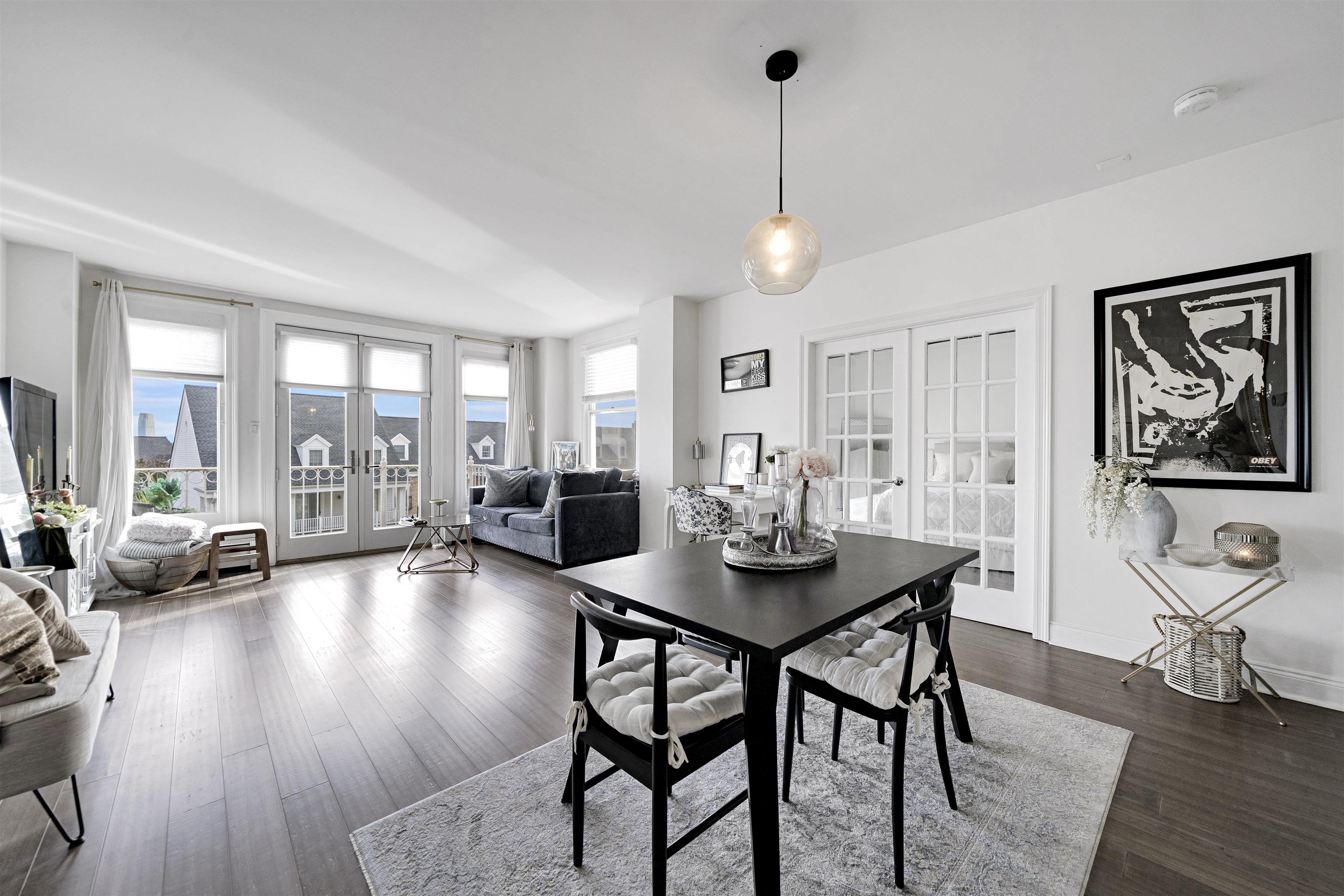 204 SHEARWATER Court WEST, Jersey City, JC Bergen Lafayette, NJ 07305 - Property photo 2 of 18