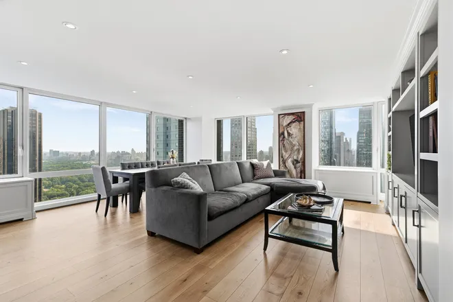 322 West 57th Street #PH56K, New York, NY 10019