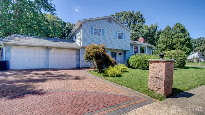 12 West End Avenue, Crestwood Court, NJ 08884