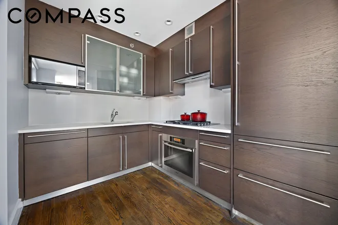 464 West 44th Street #6J, New York, NY 10036
