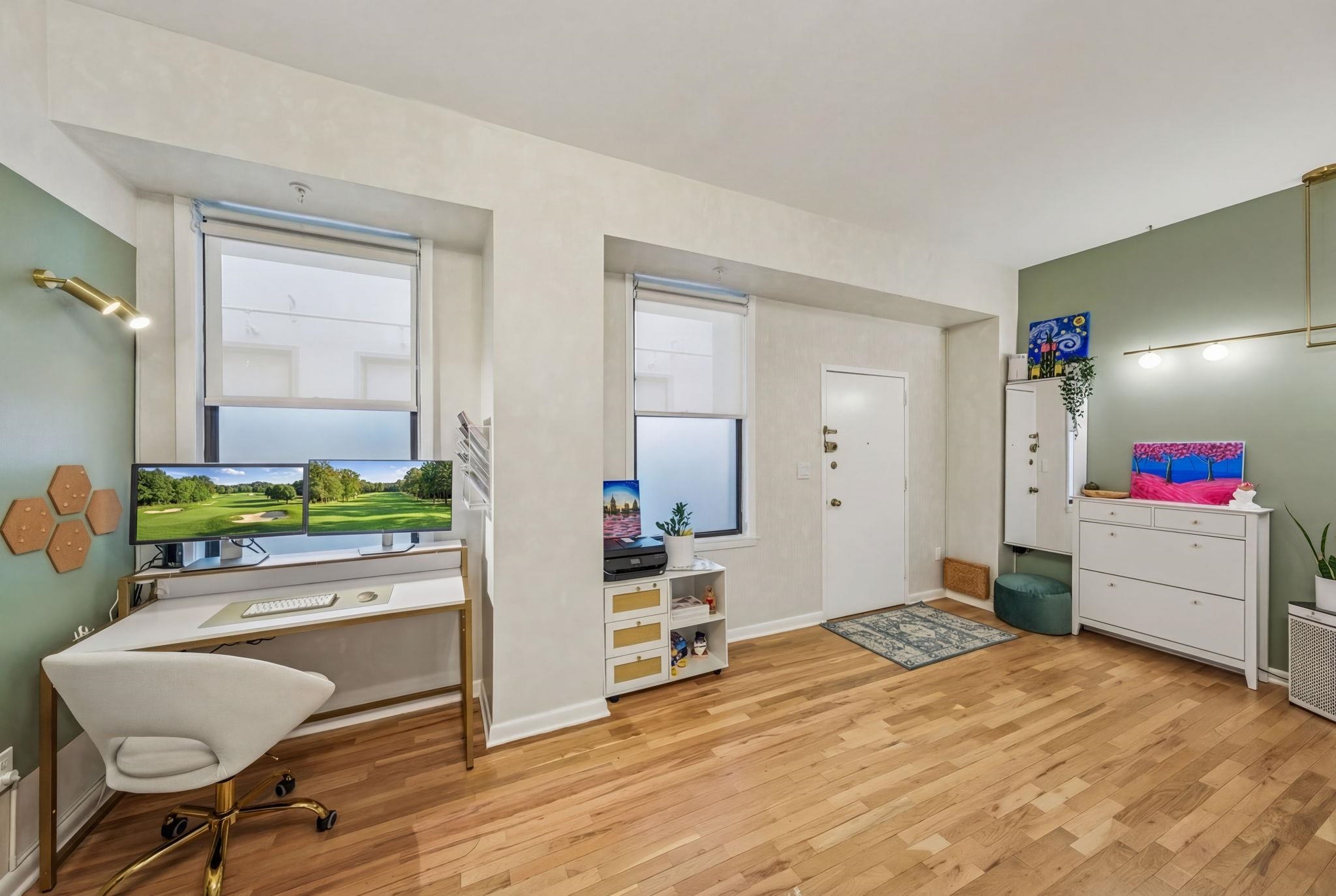 187 WAYNE Street, Jersey City, JC Downtown, NJ 07302 - Property photo 3 of 22