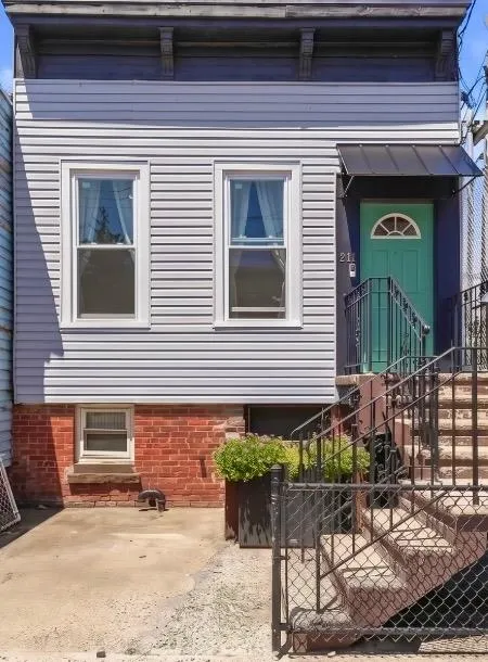 211 PLAINFIELD Avenue, JC, Journal Square, NJ 07306
