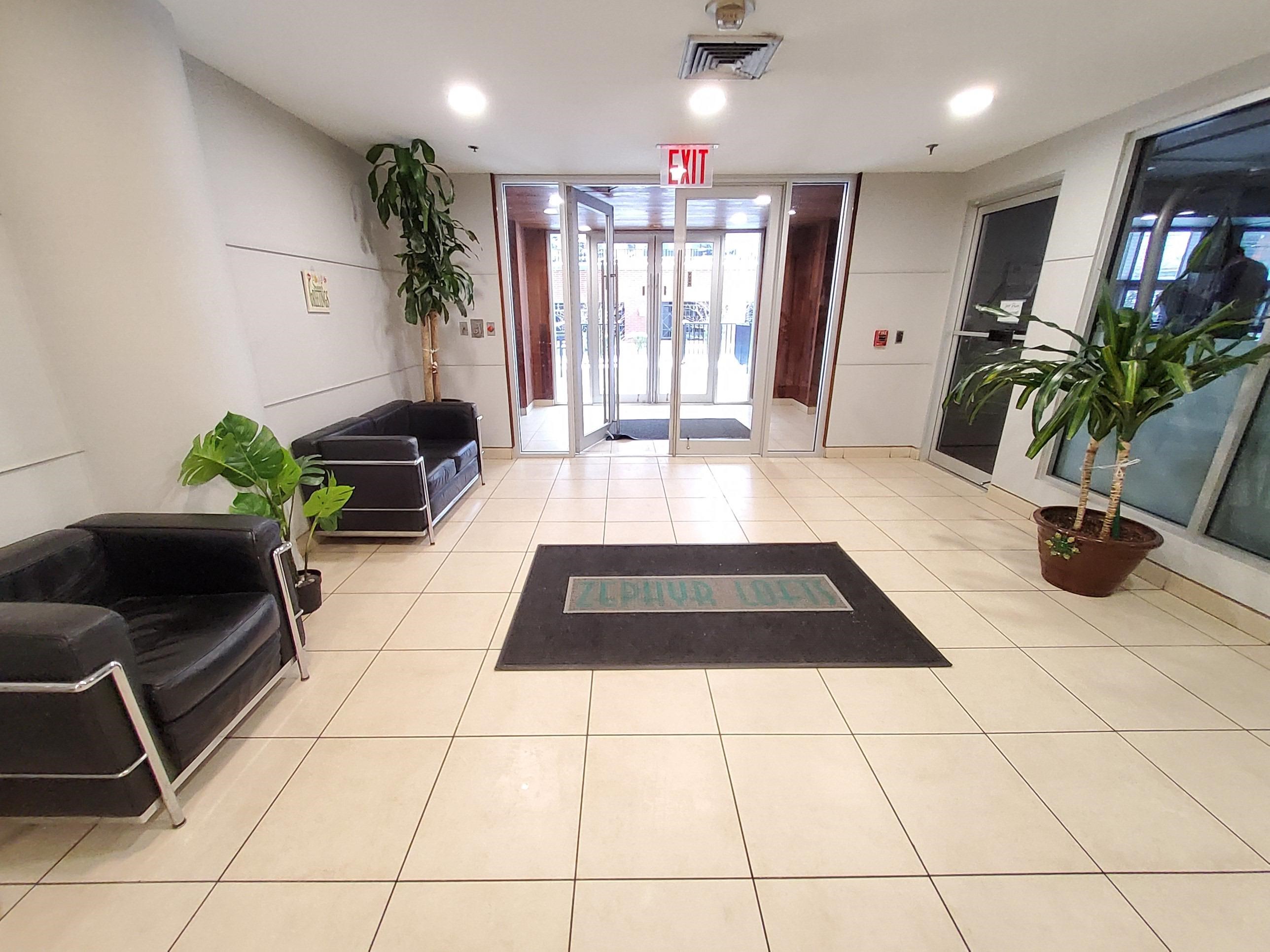 689 LUIS M MARIN Boulevard, Jersey City, JC Downtown, NJ 07310 - Property photo 4 of 26