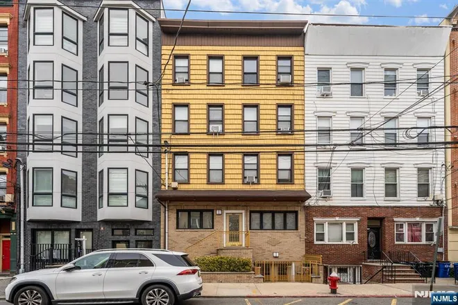 413 Adams, Hoboken, NJ 07030