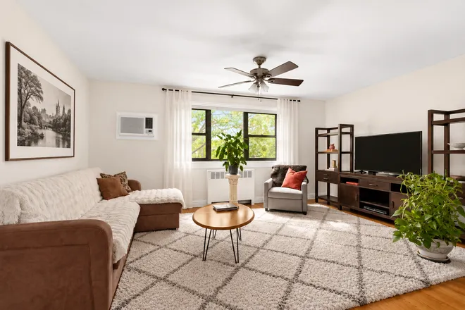 84-11 SHORE Parkway #4, Howard Beach, NY 11414