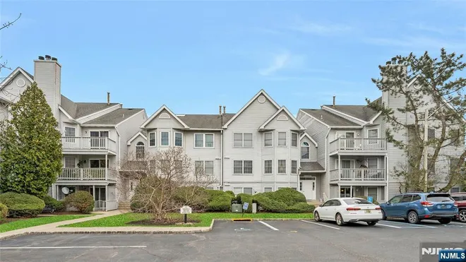 49 Quartz ##49, Paterson, NJ 07501