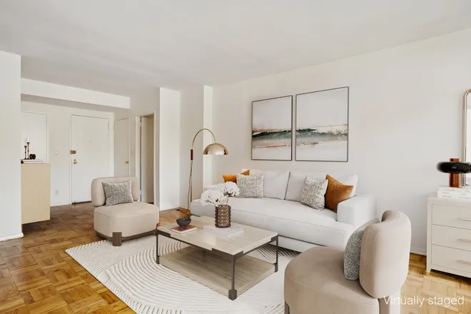 20 East 9th Street #10V, New York, NY 10003
