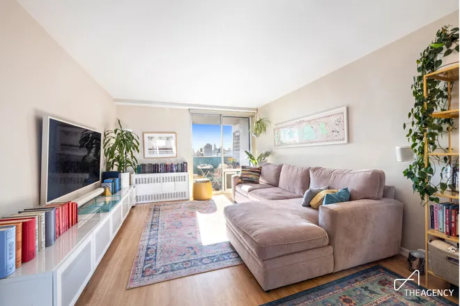 100 West 94th Street #19F, New York, NY 10025