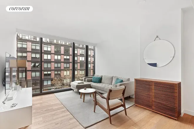 21-30 44th Drive #4E, Long Island City, NY 11101