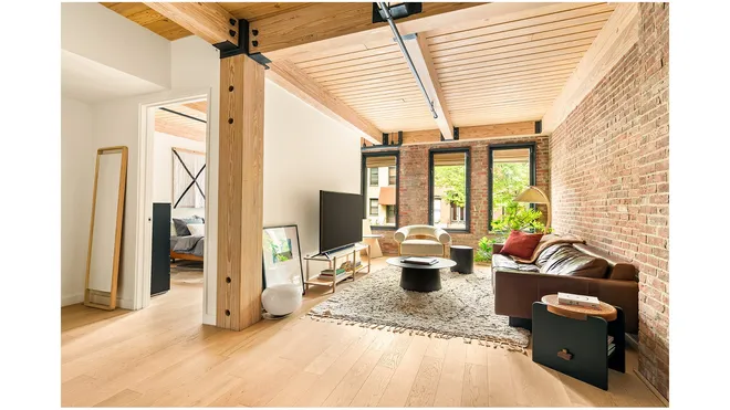 120 JAVA Street #2B, Brooklyn, NY 11222