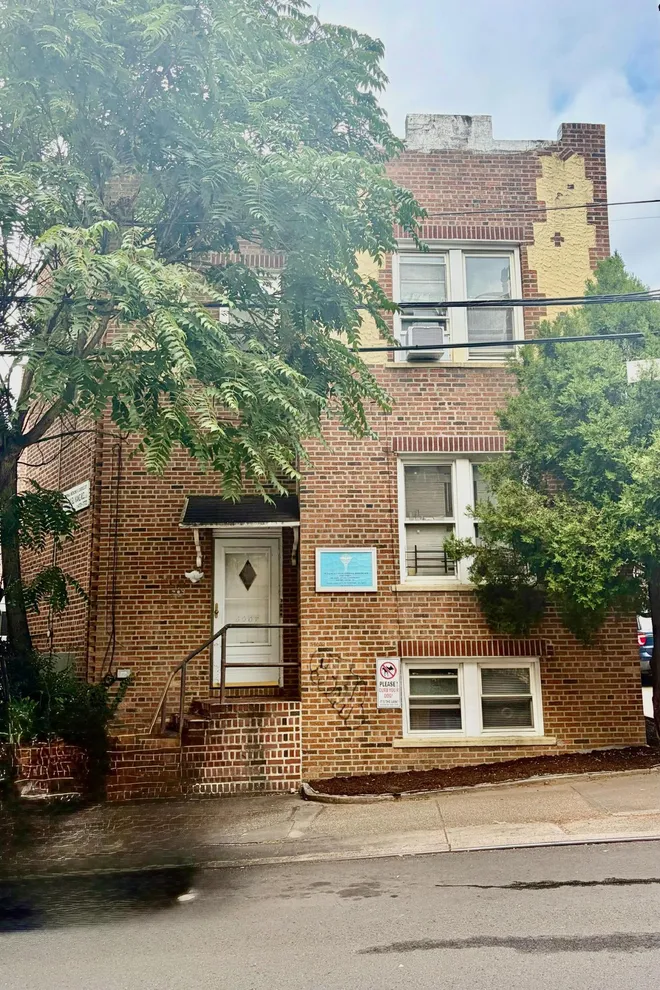 60-07 43rd Avenue, Woodside, NY 11377