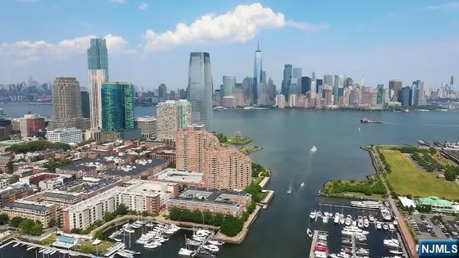 15 Warren #414, Jersey City, NJ 07302