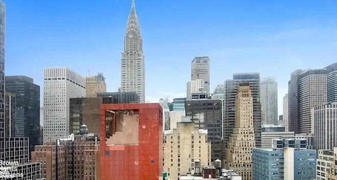 303 East 43rd Street #25C, New York, NY 10017