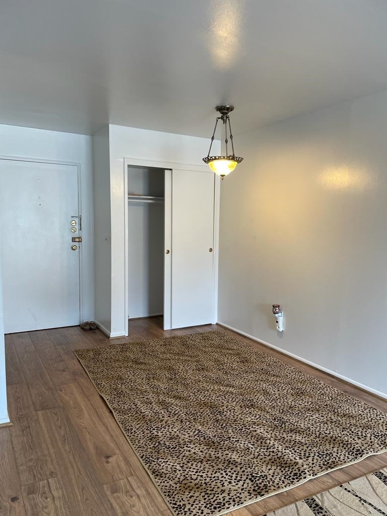 7117 PARK Avenue, North Bergen Township, North Bergen, NJ 07047 - Property photo 3 of 15