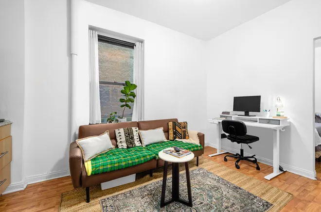 465 EASTERN Parkway #D, Brooklyn, NY 11216