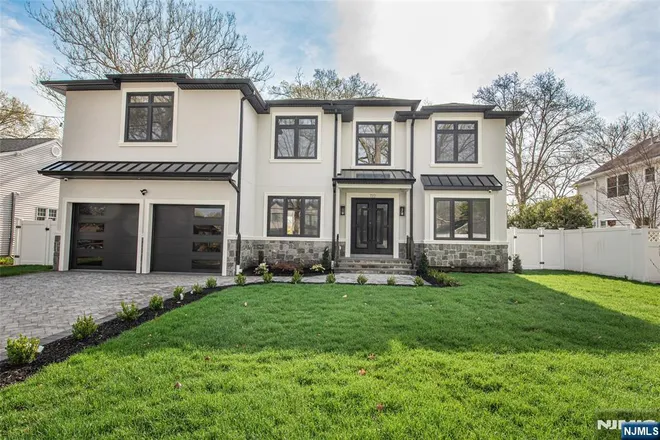 722 Erie, Paramus, NJ 07652