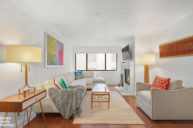 7 East 35th Street #10E, New York, NY 10016