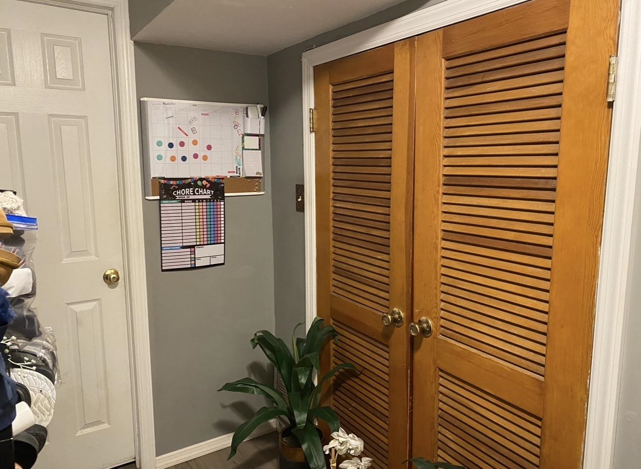 154 WEST SIDE Avenue, Jersey City, JC Greenville, NJ 07305-1316 - Property photo 4 of 7
