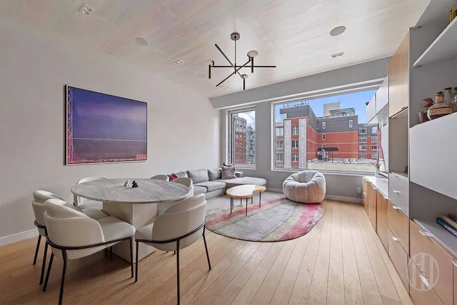 32 East 1st Street #D4, New York, NY 10003
