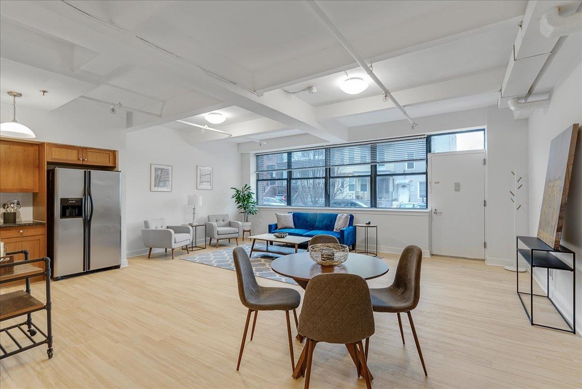 300 COMMUNIPAW Avenue, Jersey City, JC Bergen Lafayette, NJ 07304 - Property photo 3 of 39