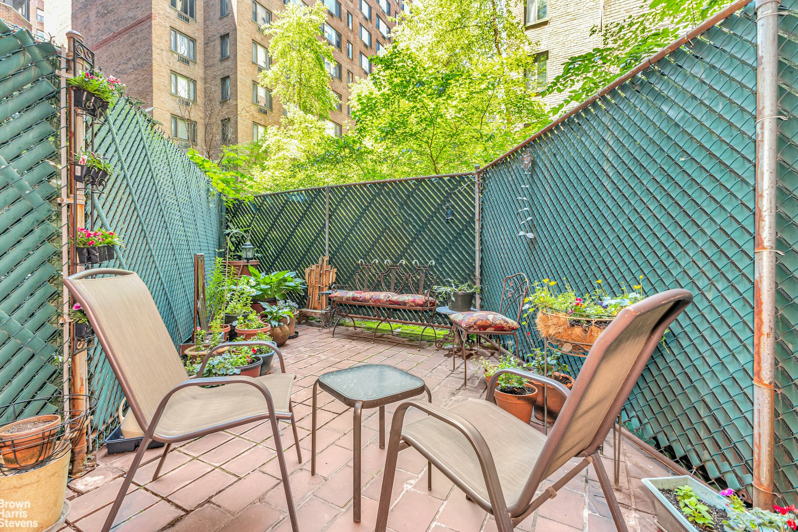 1175 YORK Avenue #2W, Lenox Hill, Manhattan, NY 10065 - Property photo 3 of 14