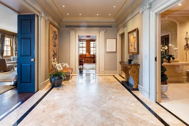 32 East 64th Street #8W, New York, NY 10065