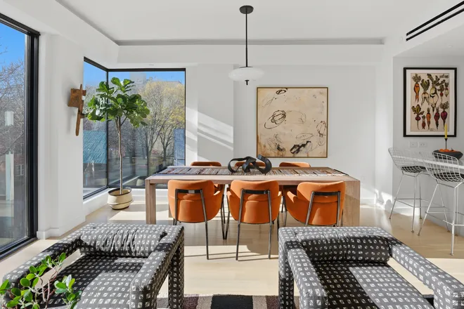 650 East 6th Street #3, New York, NY 10009