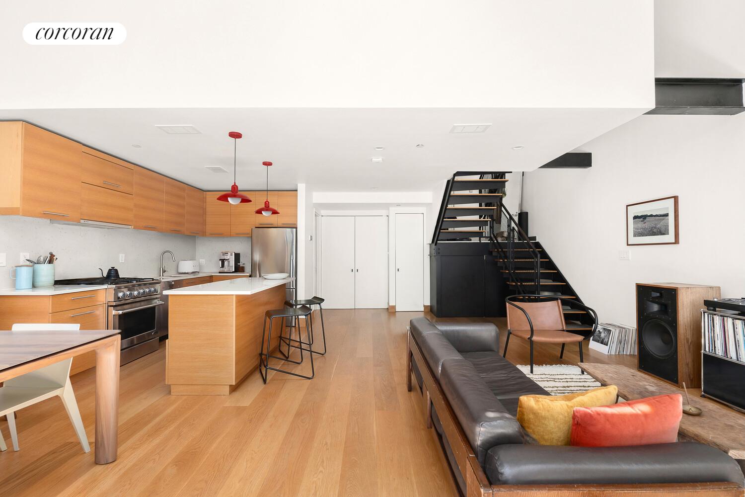 130 JACKSON Street #1E, Williamsburg, Brooklyn, NY 11211 - Property photo 5 of 14