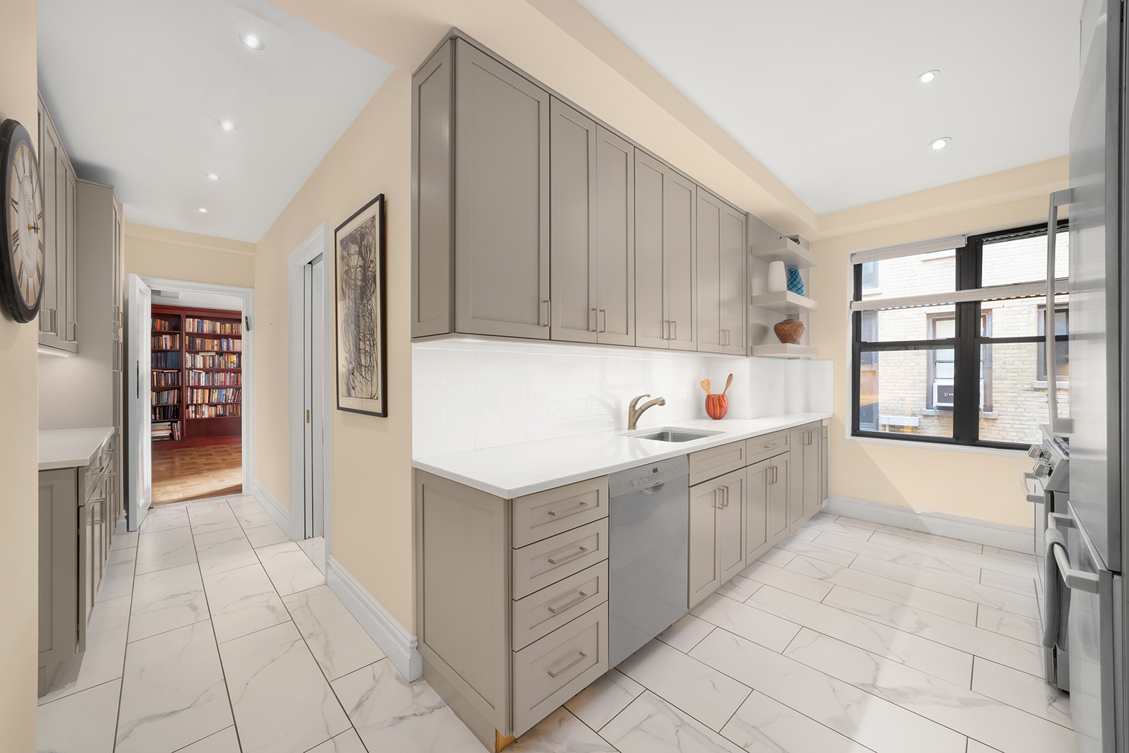 277 West End Avenue #12MA, Upper West Side, Manhattan, NY 10023 - Property photo 5 of 12