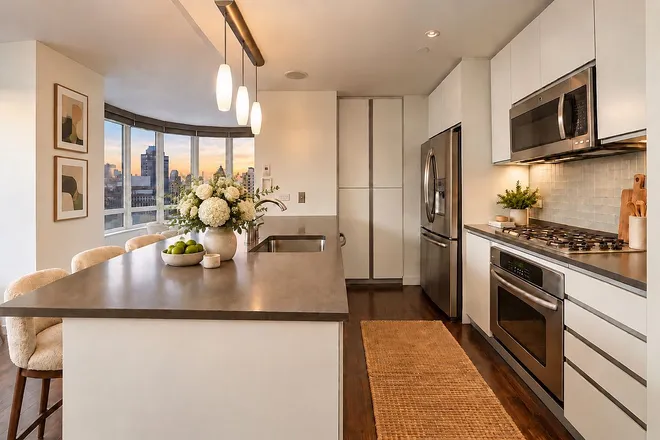 306 Gold Street #21-F, Brooklyn, NY 11201